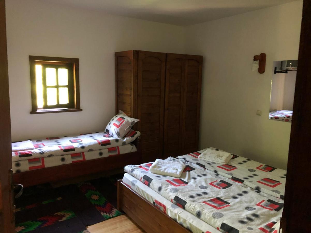 Etnographic Houses Dŭlbok Dol Buitenkant foto